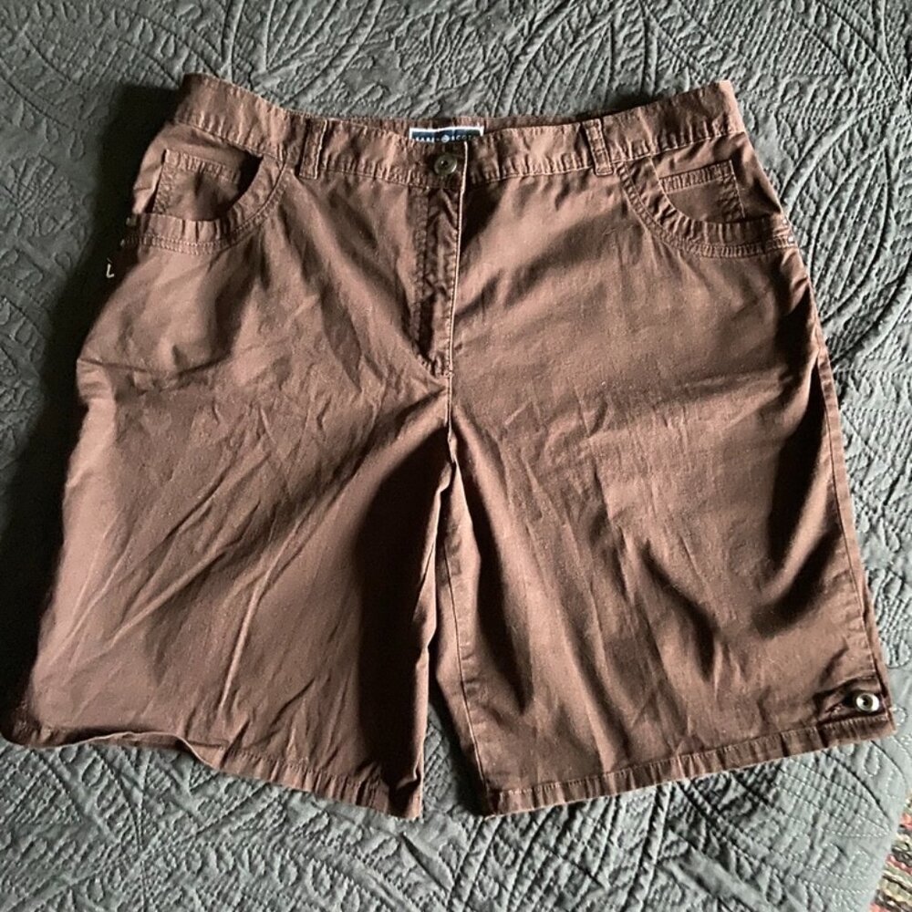 Women's Sz 16 Bermuda Shorts Elastic Waist Pockets Brown Beachy Coastal Grandma